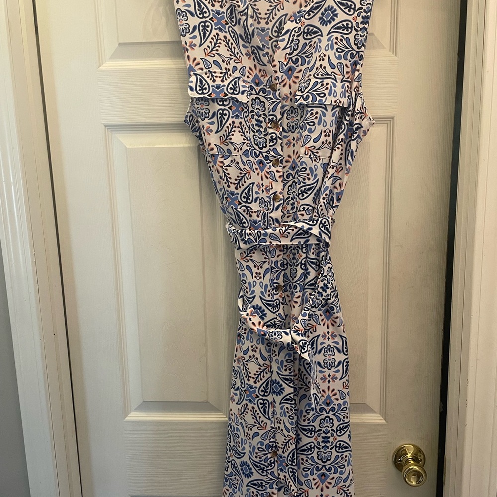 40% off when buying 4 items of my clothing!!!!
——-
Croft & Barrow  Maxi Dress